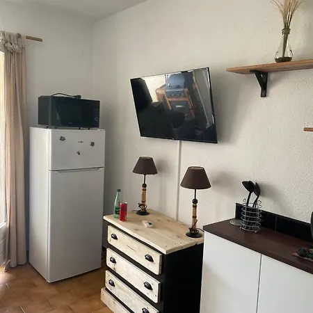 Studio Avec Jardin Proche Plage Sanary-sur-Mer